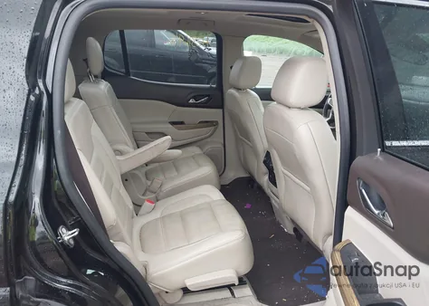 2017 GMC Acadia Denali z USA, uszkodzony, nr VIN 1GKKNXLS9HZ300132